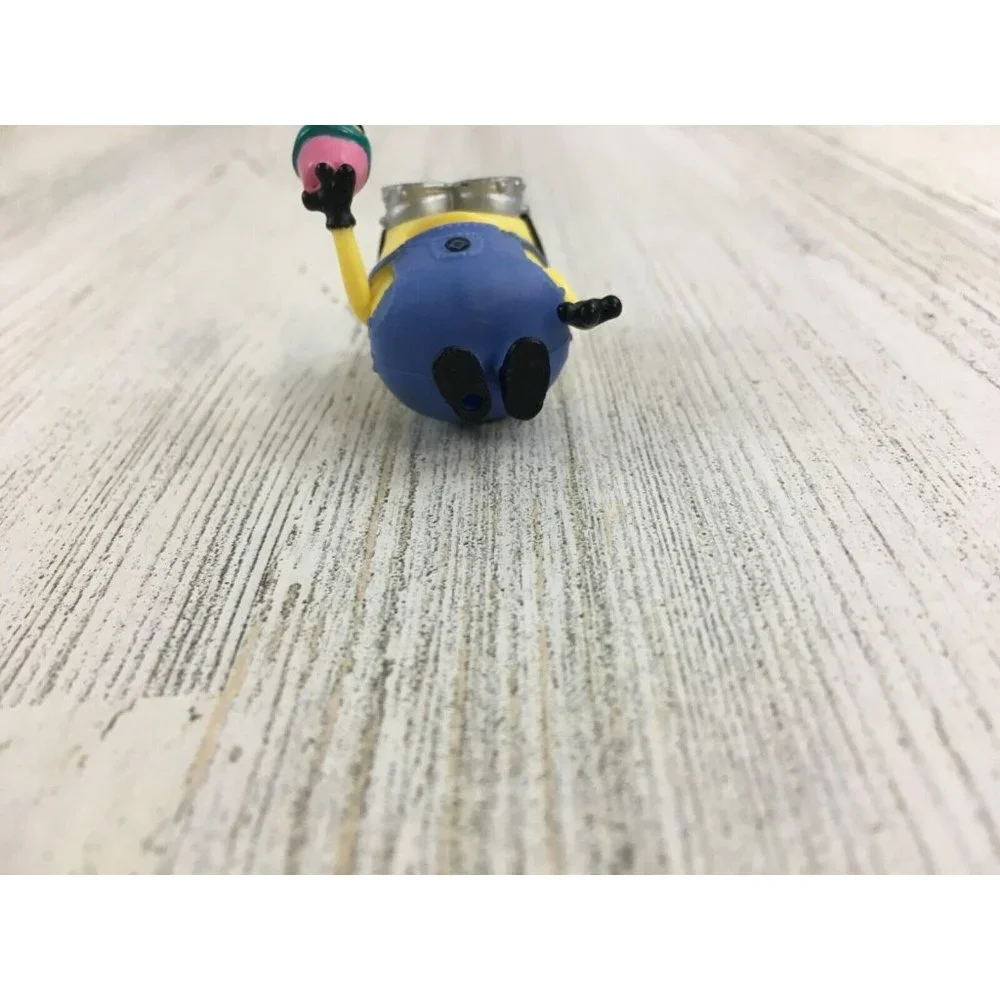 Minions Minion Cupcake Minifigure Collectible Action Figure Toys Kid Mystery